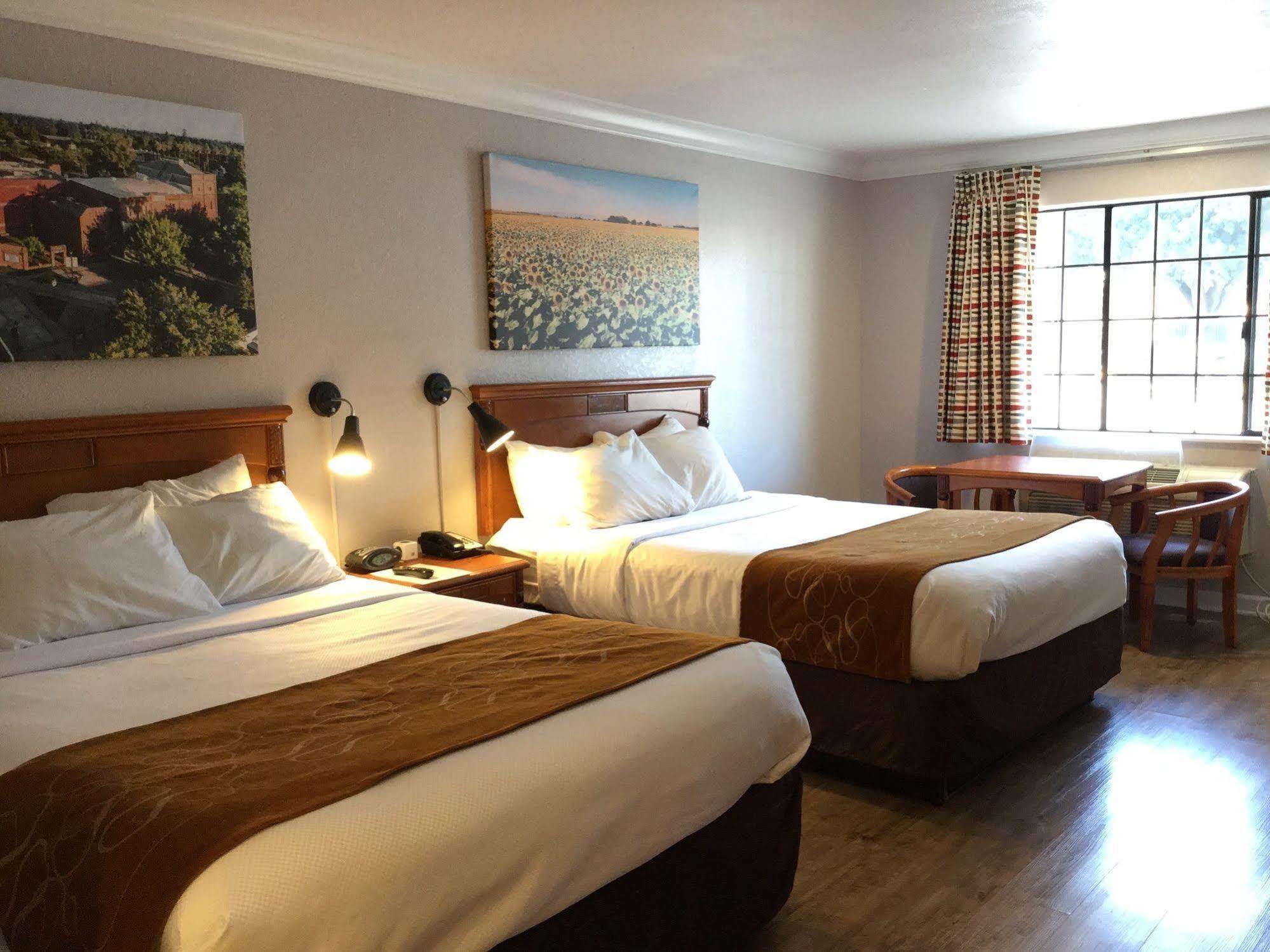 Journey Inn Woodland Εξωτερικό φωτογραφία