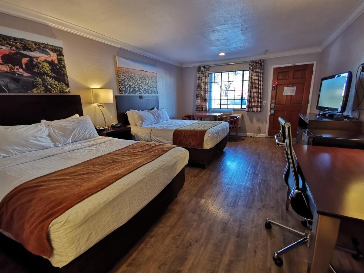 Journey Inn Woodland Εξωτερικό φωτογραφία